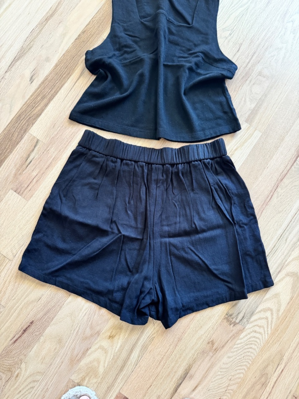 Shorts Set - Picture 4 of 5